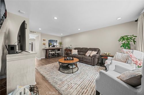 104-25885 Tribeca, Irvine, CA, 92612-0178 | Card Image