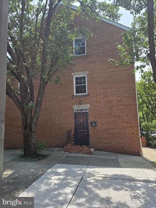 33 N Ann St, BALTIMORE, MD, 21231-1522 | Card Image