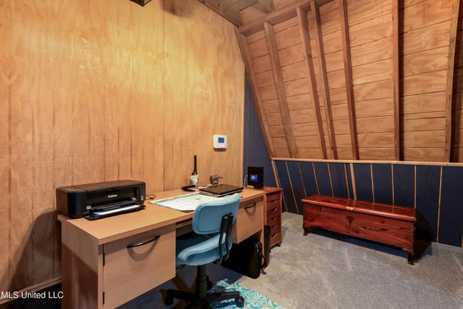 Desk area | Image 12