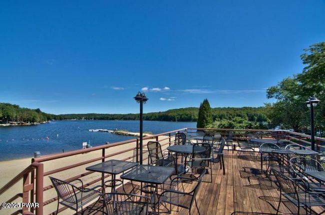 Tikti Bar | Image 33