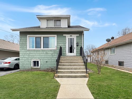 5927 W Elm Ave, Berkeley, IL, 60163-1528 | Card Image