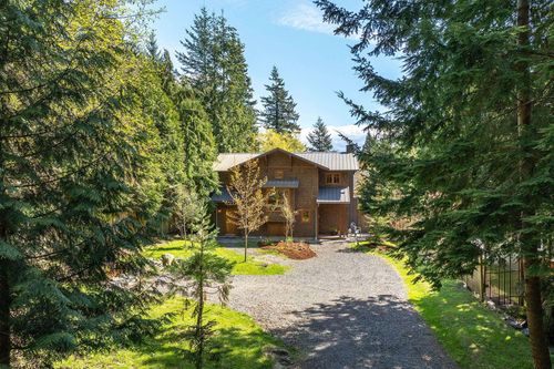 1117 Miller Rd, Bowen Island, BC, V0N1G1 | Card Image