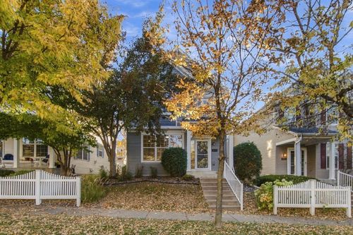 9769 Gable Dr, Eden Prairie, MN, 55347-4329 | Card Image