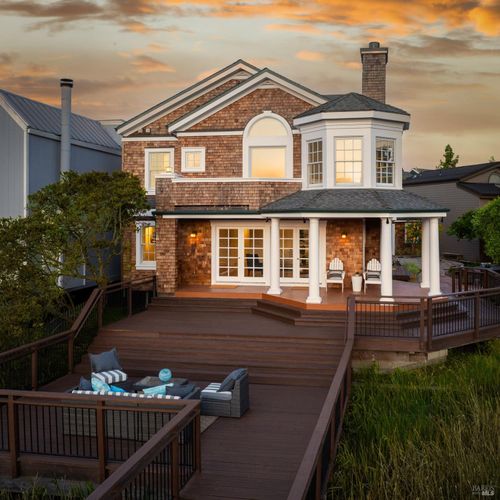 640 Santana Road, Novato, CA, 94945 | Card Image