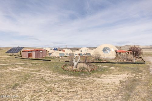 52 Horseshoe Cir, Crescent Valley, NV, 89821-8097 | Card Image