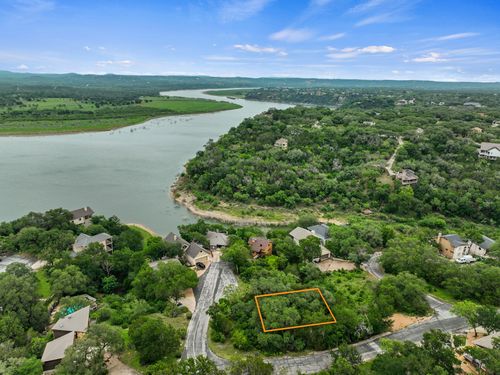 100 Center Cove Iii Loop, Spicewood, TX, 78669-3108 | Card Image