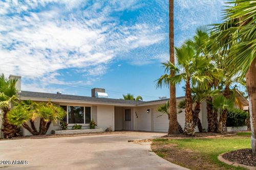 132 E Pebble Beach Dr, Tempe, AZ, 85282-5114 | Card Image