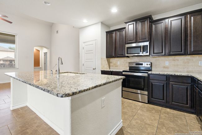 412 Morgan Run, House other with 5 bedrooms, 4 bathrooms and null parking in Cibolo TX | Image 11
