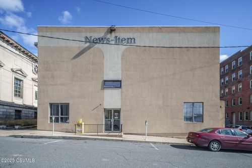 707 N Rock St, Shamokin, PA, 17872-4930 | Card Image