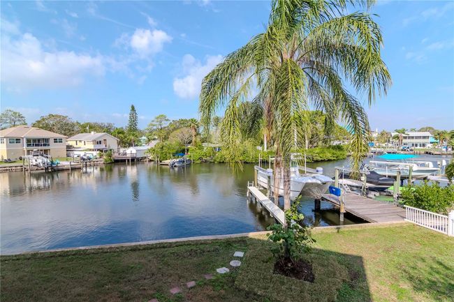 320 Georgia Ave, House other with 3 bedrooms, 3 bathrooms and null parking in CRYSTAL BEACH FL | Image 36