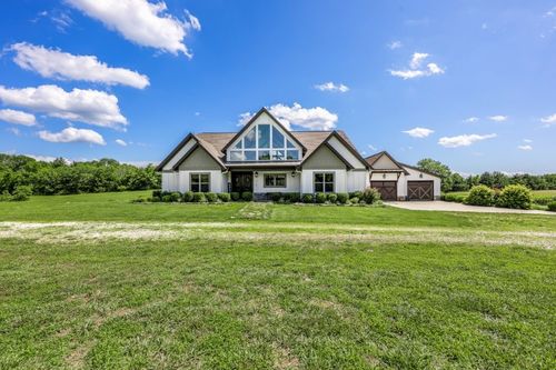 16325 Sunset Rd, Winslow, AR, 72959-2724 | Card Image