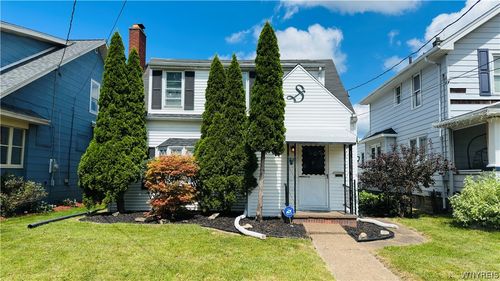 2486 La Salle Ave, Niagara Falls, NY, 14301-1418 | Card Image