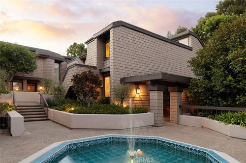 2 Canyon Island Dr, Newport Beach, CA, 92660-5114 | Card Image