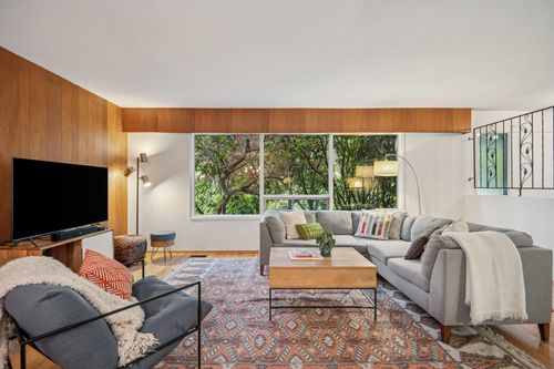 2174 Hoskins Rd, North Vancouver, BC, V7J3A3 | Card Image