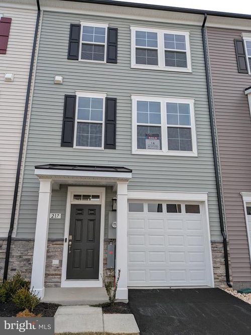 217 Monteith Dr, WINCHESTER, VA, 22601-6807 | Card Image