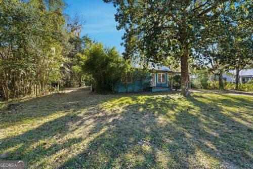 203 E 5th St, Woodbine, GA, 31569-3686 | Card Image