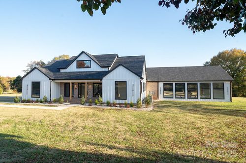 1120 Baron Rd, Waxhaw, NC, 28173-9322 | Card Image