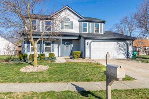 17872 Grassy Knoll Dr, Westfield, IN, 46074-9711 | Card Image