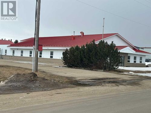 8111 110 St, Grande Prairie, AB, T8W6T2 | Card Image