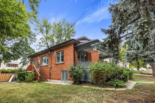 91 Harlandale Ave, North York, ON, M2N1P2 | Card Image