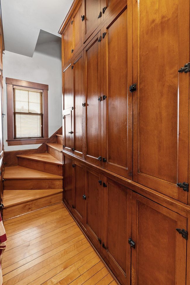 201 2 Nd St, House other with 5 bedrooms, 3 bathrooms and null parking in Excelsior MN | Image 28