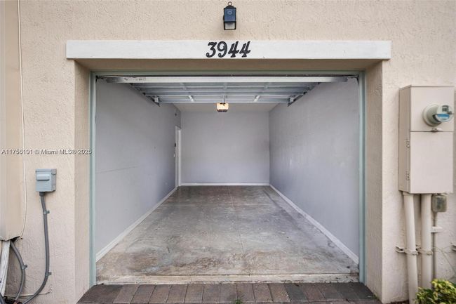 3944 Poinciana Ln, Townhouse with 3 bedrooms, 3 bathrooms and null parking in Hollywood FL | Image 34