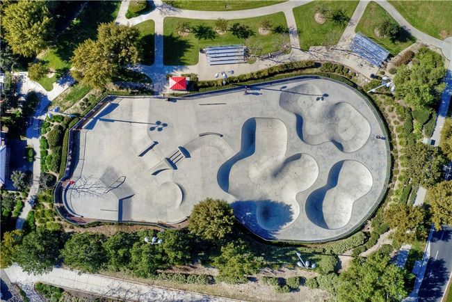 Overview of skatepark and all it offers, located nearby | Image 47
