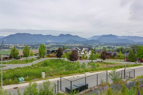 5-51076 Falls Crt, Chilliwack, BC, V4Z1K7 | Card Image