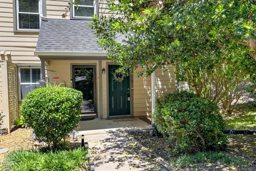 112 Broad Leaf Cir, Raleigh, NC, 27613-3280 | Card Image