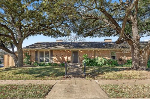 9805 Airline Rd, Dallas, TX, 75230-5327 | Card Image