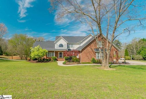 301 Rivercrest Drive, Taylors, SC, 29687 | Card Image