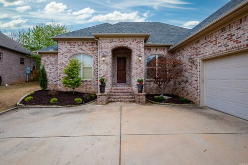 639 Epernay Pl, Little Rock, AR, 72223-5528 | Card Image