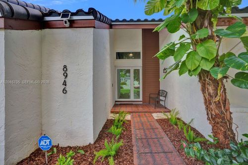 8946 Sw 150th Court Cir E, Miami, FL, 33196-1326 | Card Image