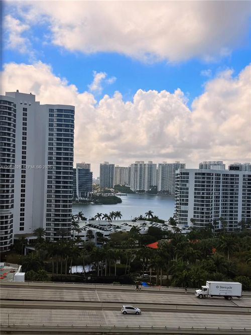 14f-19355 Turnberry Way, Aventura, FL, 33180-2541 | Card Image