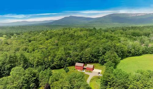 35 Sturgis Cir, Grantham, NH, 03753-3240 | Card Image