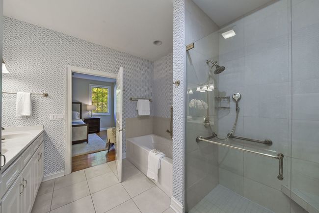 480 - 480 Delnor Glen Dr, Home with 3 bedrooms, 3 bathrooms and 2 parking in St. Charles IL | Image 16