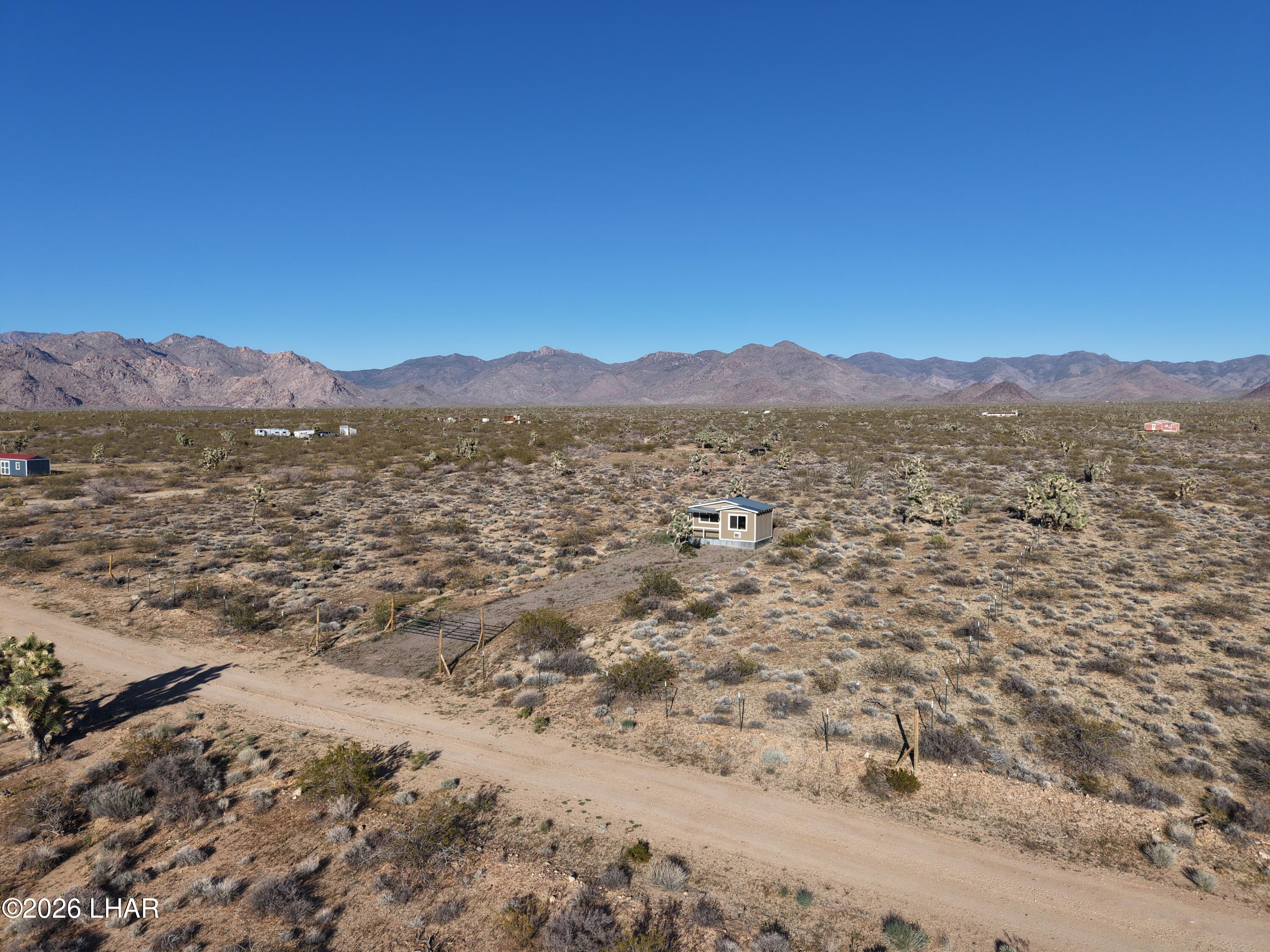 Land in Yucca 2
