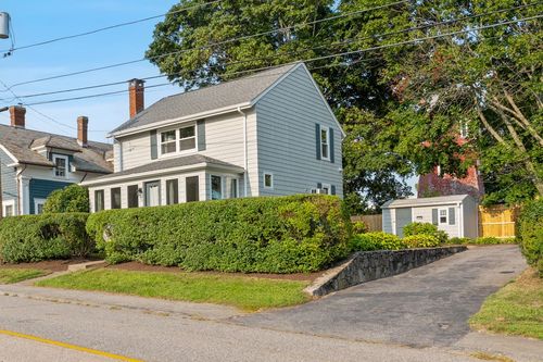 72 Bay Rd, Barrington, RI, 02806-4776 | Card Image