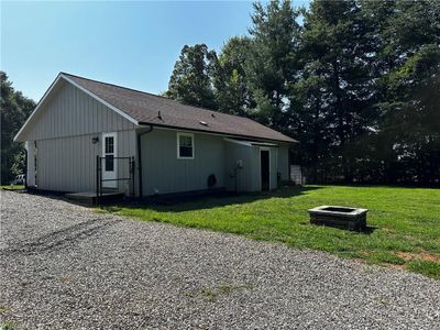 246 Montieth Acres Road, House other with 3 bedrooms, 1 bathrooms and null parking in Hays NC | Image 2