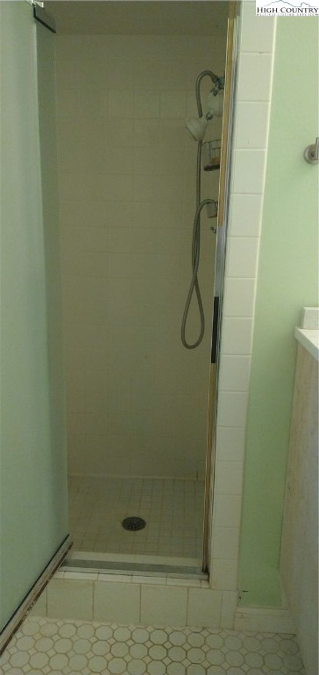 Master bath shower | Image 16