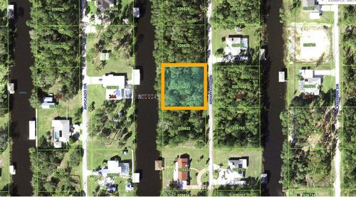 27 Amaryllis Dr, Indian Lake Estates, FL, 33855 | Card Image