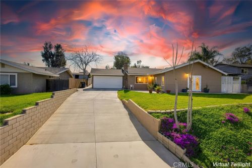 1090 4th St, Norco, CA, 92860-2117 | Card Image