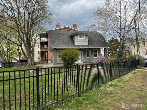 86 Harvey St, New Brunswick, NJ, 08901-1841 | Card Image