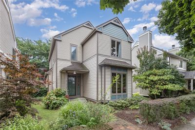 212 S Fitzhugh Street, Townhouse with 3 bedrooms, 1 bathrooms and null parking in Rochester NY | Image 3