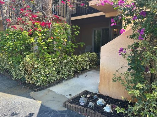 3605-4001 Ice Castle Way, NAPLES, FL, 34112-5088 | Card Image