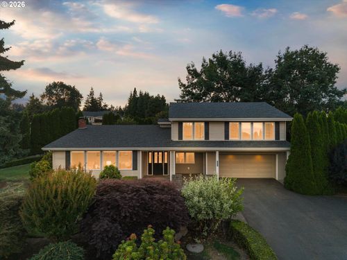 27885 Sw Ladd Hill Rd, Sherwood, OR, 97140-9055 | Card Image