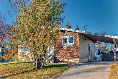 1 Windsor Pl, House detached with 4 bedrooms, 2 bathrooms and 4 parking in Strathmore AB | Image 1