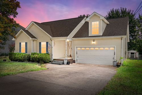 3560 Sandpiper Dr, Clarksville, TN, 37042-8633 | Card Image