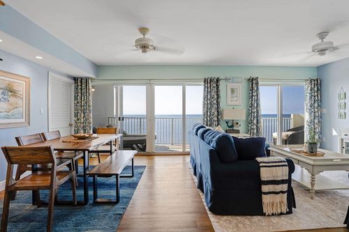 ph-701-200 Wrenn St, Tavernier, FL, 33070-2347 | Card Image