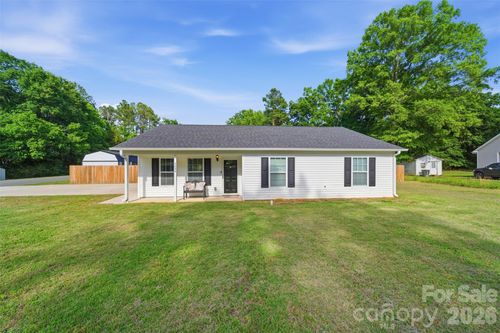 5694 Hillsdale St, Fort Lawn, SC, 29714-8615 | Card Image